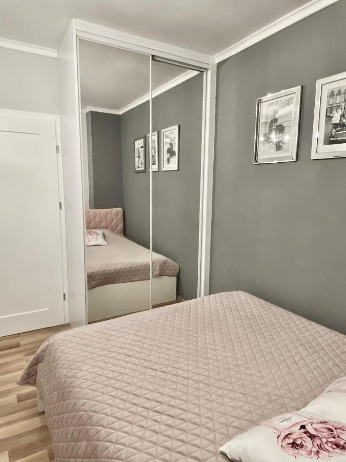 Glamour Apartment Przy Plazy, Z Parkingiem Prywatnym ソポト エクステリア 写真