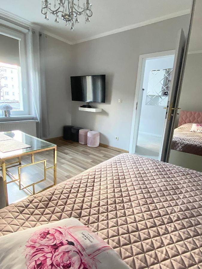 Glamour Apartment Przy Plazy, Z Parkingiem Prywatnym ソポト エクステリア 写真
